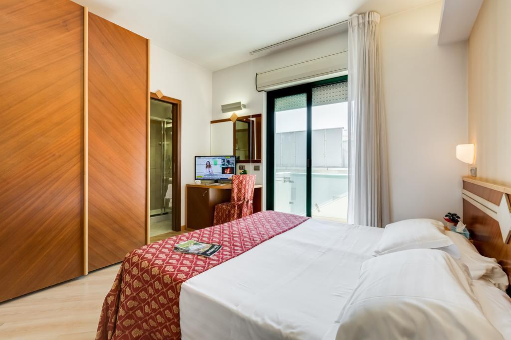 Hotel Europa Beach Village จูเลียโนวา ห้อง รูปภาพ