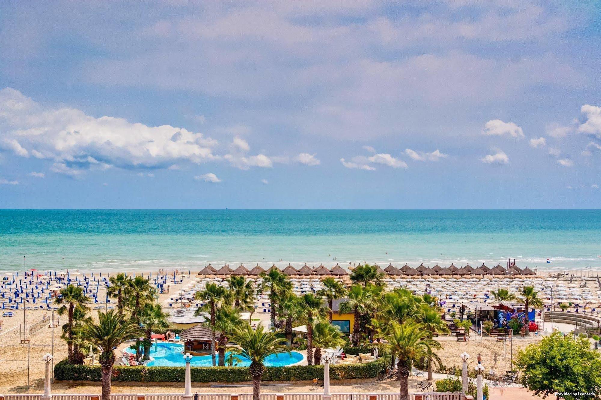Hotel Europa Beach Village จูเลียโนวา ภายนอก รูปภาพ